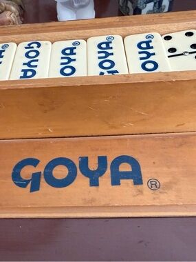 Home Domino Set in White and Black with Wooden Case vintage